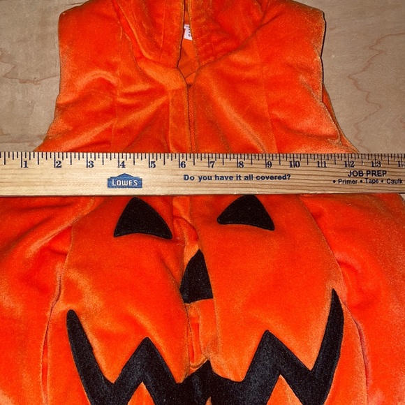 PUMPKIN COSTUME WITH HOOD ATTACHED NICE LINING VERY PLUSH MATERIAL CUT SIZE TAG - Picture 2 of 10